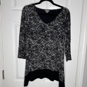 J. JILL Wearever Collection Abstract Print Asymmetrical Shark Bite Blouse XS
